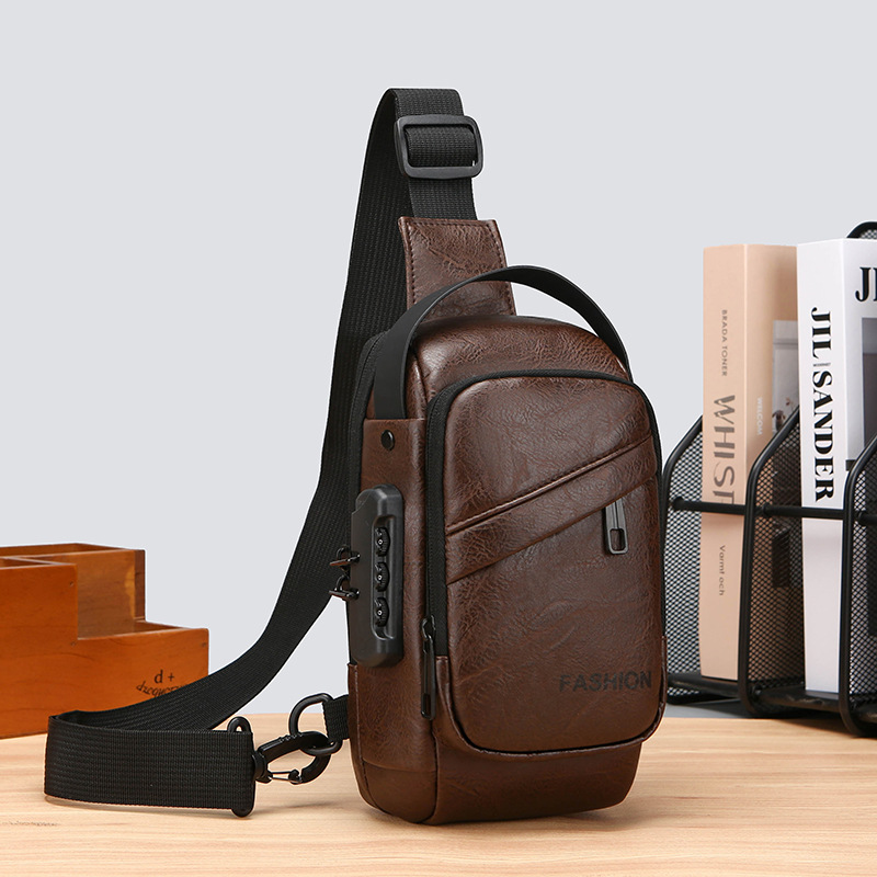 Men's chest bag, casual water-repellent single-shoulder crossbody bag, men's high-end outdoor travel bag, cycling bag, storage bag full figure