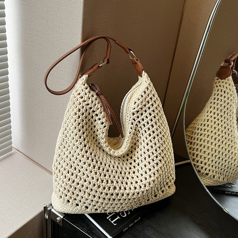 Summer versatile single-shoulder bags, trendy and fresh woven bags, seaside vacation beach bags, large-capacity travel bags full figure