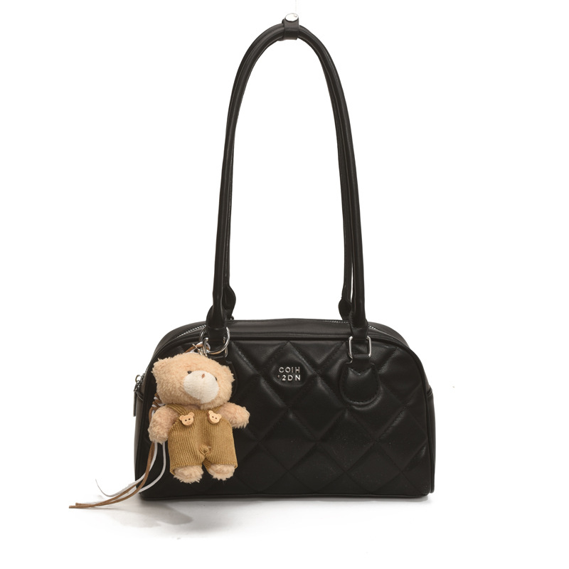 Korean style diamond-shaped underarm bag 2025 Summer new work commuting large-capacity single-shoulder bag Boston bag for women Item Picture
