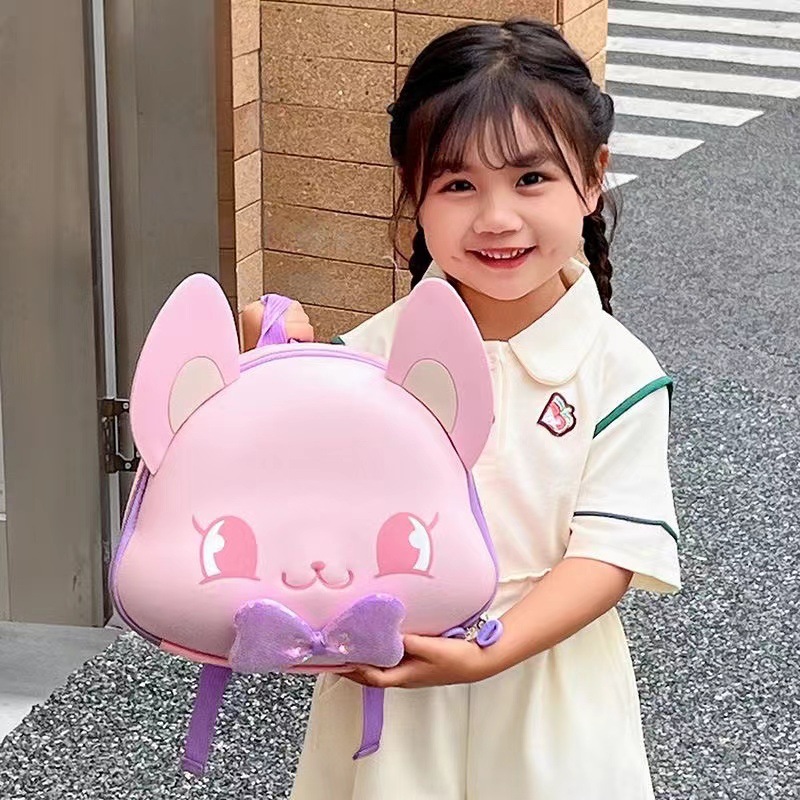 New style kindergarten schoolbag for boys and girls aged 3-6, cartoon cute, ultra-light, large-capacity casual twill fabric backpacks Application Scenario