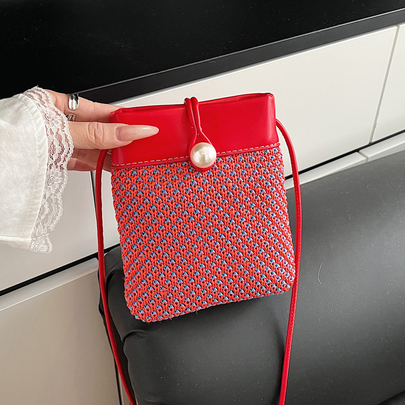 Retro patchwork woven mobile phone bag for women 2025 new summer fashion commuting single-shoulder crossbody pearl bucket bag full figure