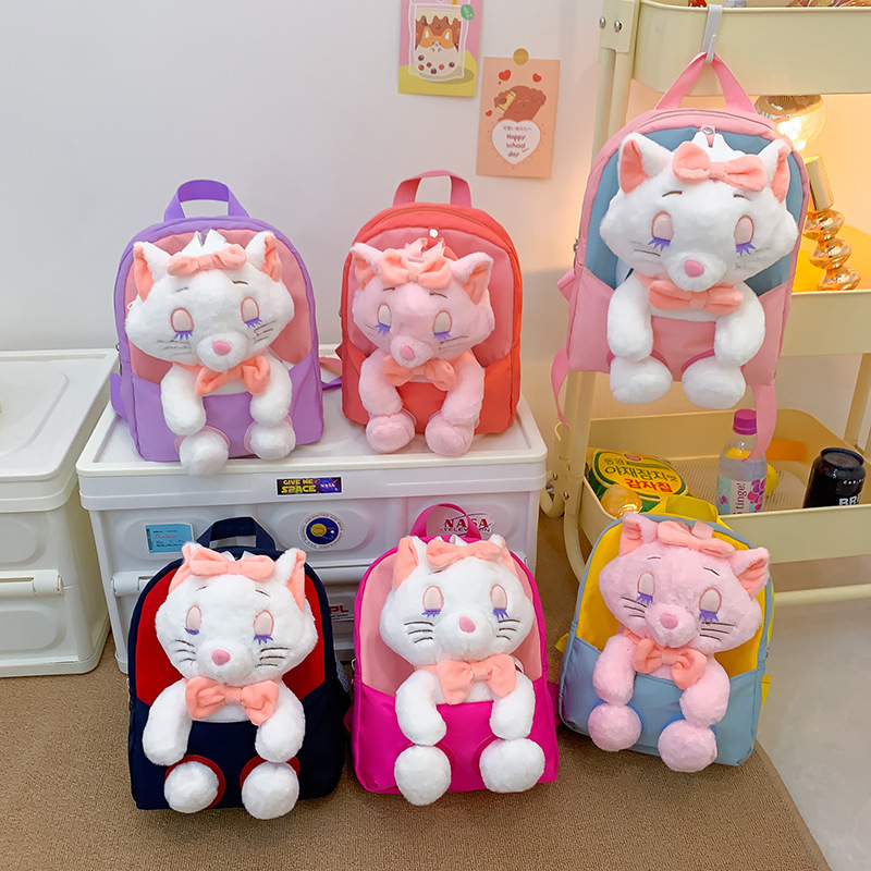 Cartoon sleeping cute cat doll children's backpack, fashionable and adorable kindergarten schoolbag, 1-4 years old baby casual backpack 3 Application Scenario