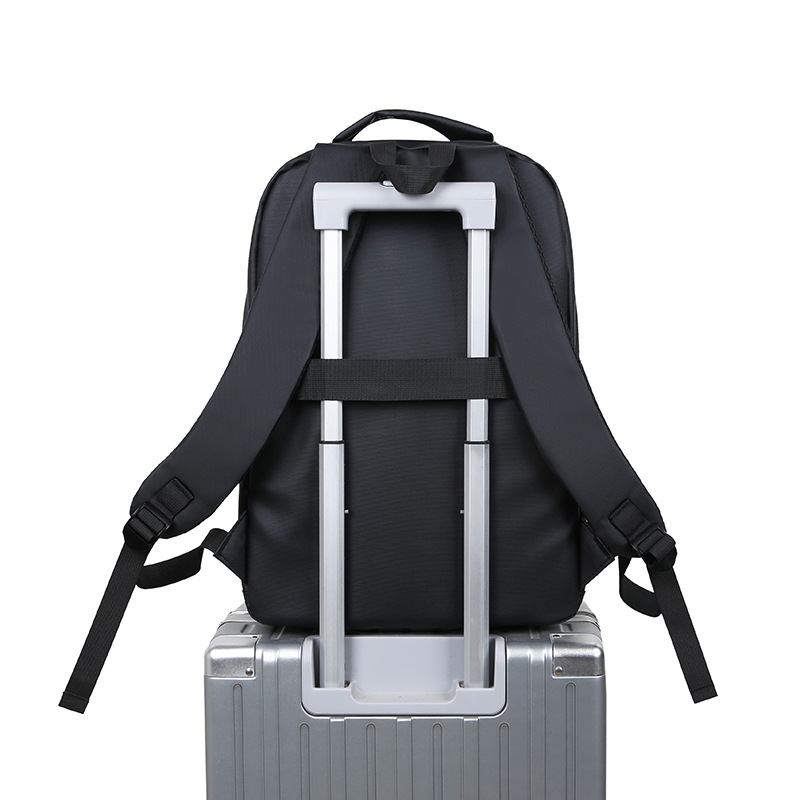 Wholesale of new cross-border business backpacks, simple and casual school bags for middle school students, large-capacity commuting computer bags for men Application Scenario