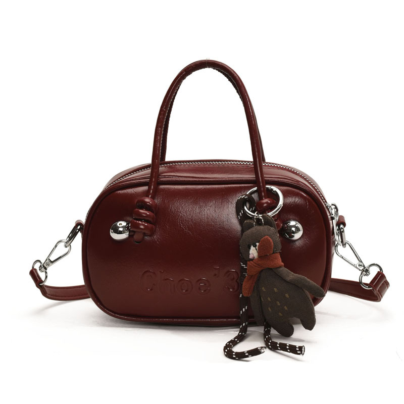 Retro soft leather solid color pillow bag for women, 2025 new trendy and fashionable single-shoulder crossbody bag, versatile hand-held bowling bag Item Picture