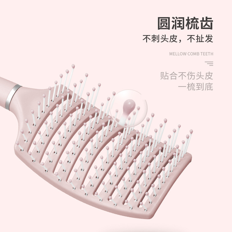 Macaron rib comb, scalp massage comb, fluffy comb, curly hair styling comb, arc-shaped nine-row large curve comb wholesale Application Scenario