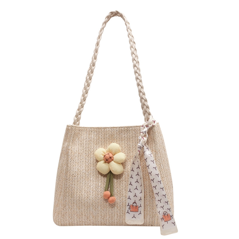 A new large-capacity seaside vacation single-shoulder crossbody commuting tote bag for women in the summer of 2025, a niche woven straw bag Item Picture