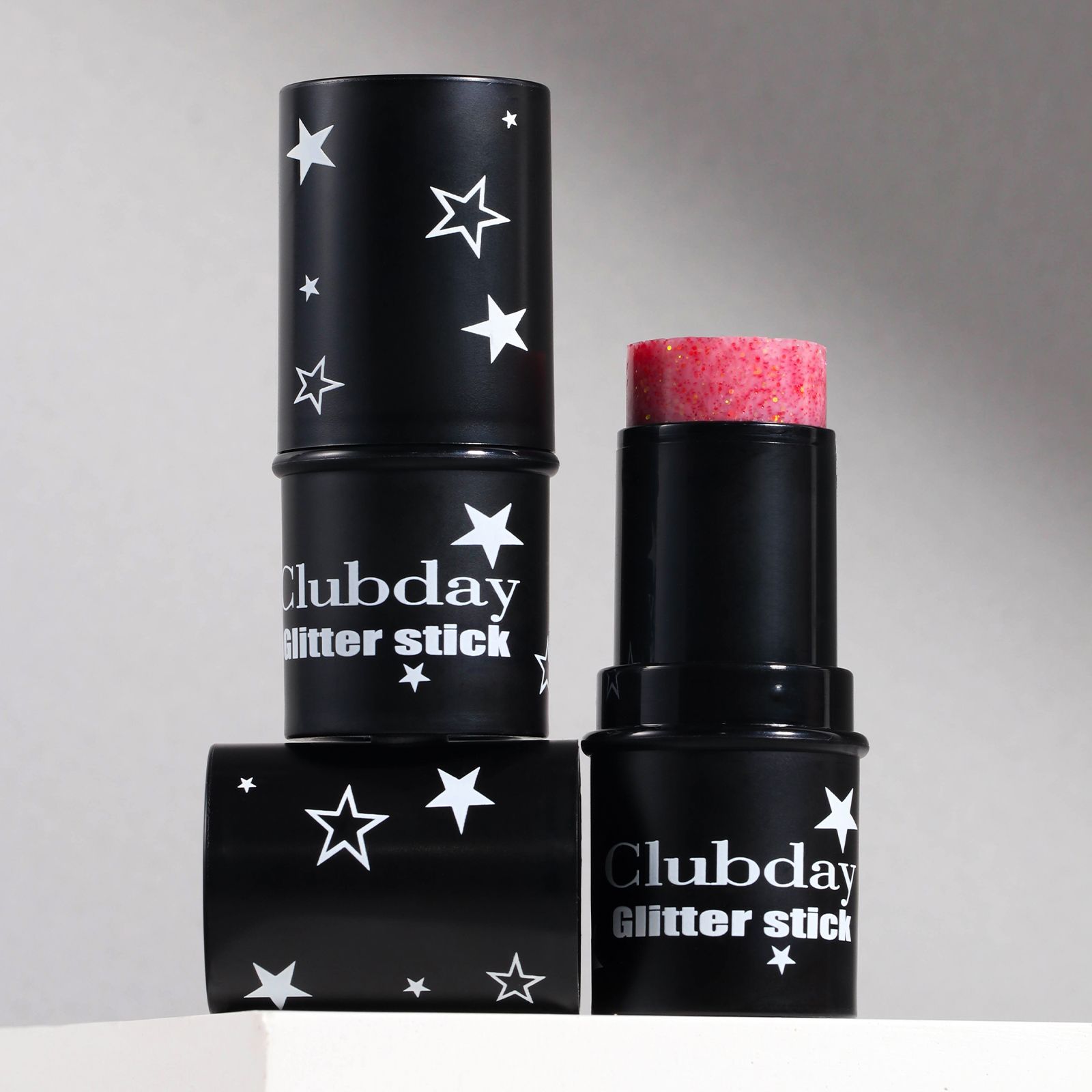 Clubday's best-selling facial makeup, sequins, eyeshadow sticks, iridescence stage makeup, and body glitter all-in-one multi-purpose wholesale Application Scenario