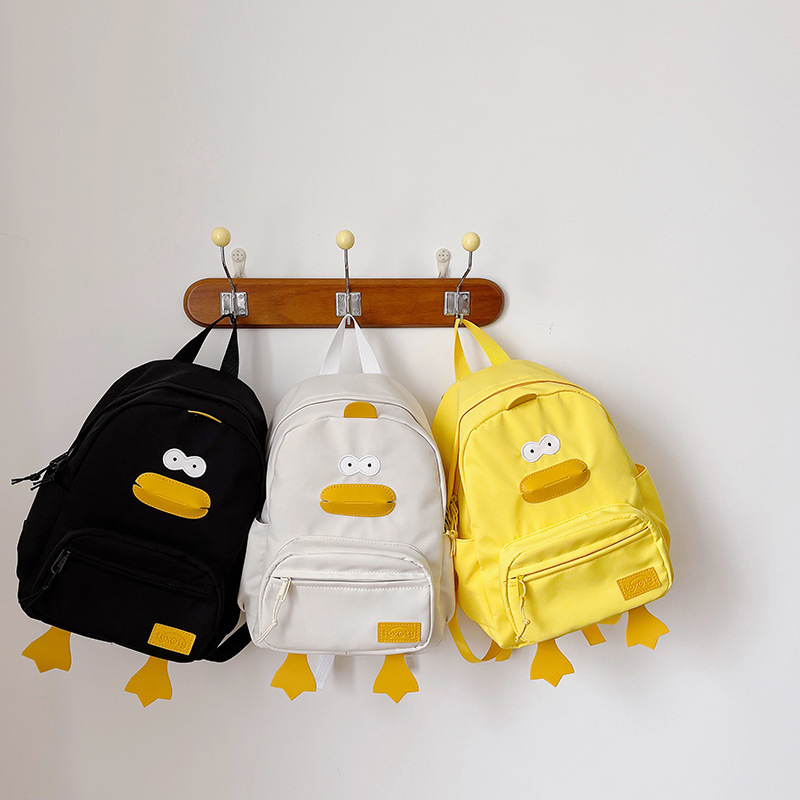 Korean-style cute children's bag and backpack for summer 2024, new large-capacity kindergarten schoolbag, casual small backpack full figure