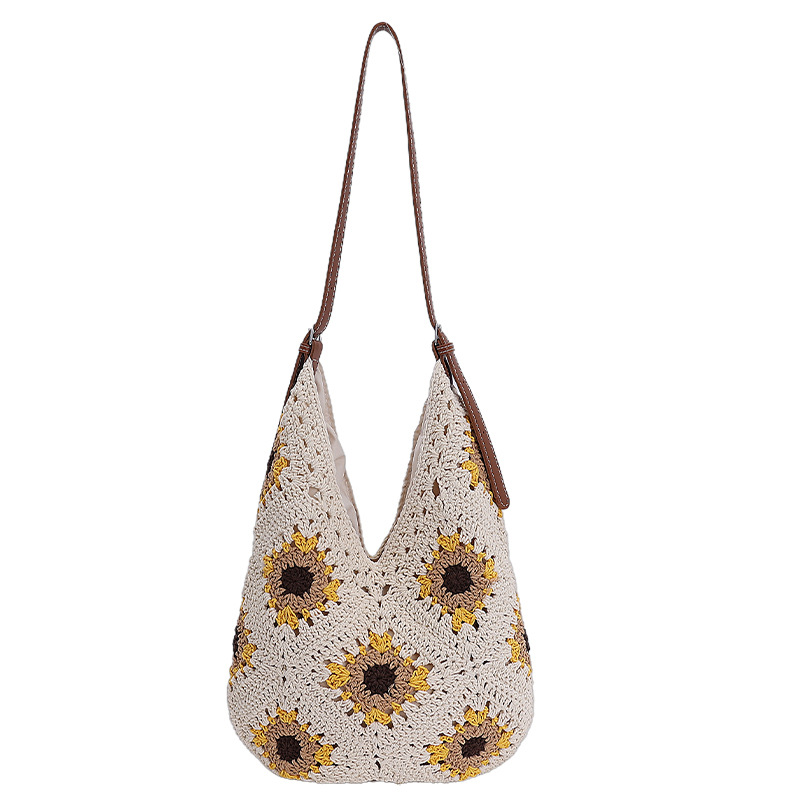 A laid-back and artistic style summer seaside vacation single-shoulder bag, a new fashionable and versatile commuting woven bag Item Picture