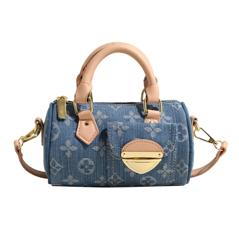 New women's bag, pillow bag, woven denim handbag, niche European and American trend retro single-shoulder bag, trendy women's bag Item Picture