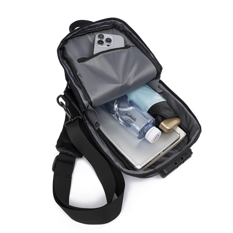 2024 Spring Sports chest backpacks, cross-border wholesale USB charging port bags, men's crossbody bags, fashionable single-shoulder bags Item Picture