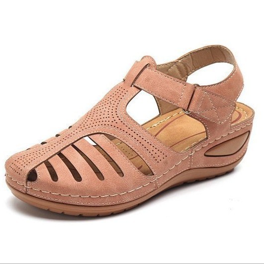 Baotou Roman Sandals Women's 2021 new export large-sized retro thick-soled wedge heel comfortable hollowed-out vacation beach shoes Application Scenario