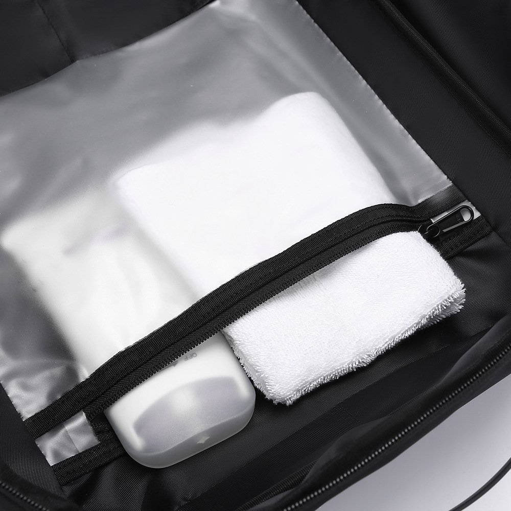 Wholesale backpacks with fleece airbags, shockproof 16-inch laptop bags, 18-inch hard-shell gaming bags and business backpacks Application Scenario