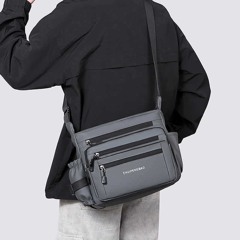 2024 New large-capacity messenger bag, a simple and functional Japanese single-shoulder bag, fashionable and versatile, casual men's crossbody bag details Picture