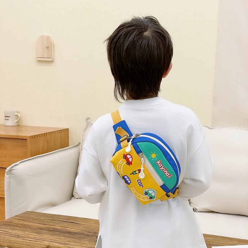 Children's bags, cute cartoon car prints, boys' and girls' crossbody bags, chest bags, kindergarten baby gift bags Specification drawing