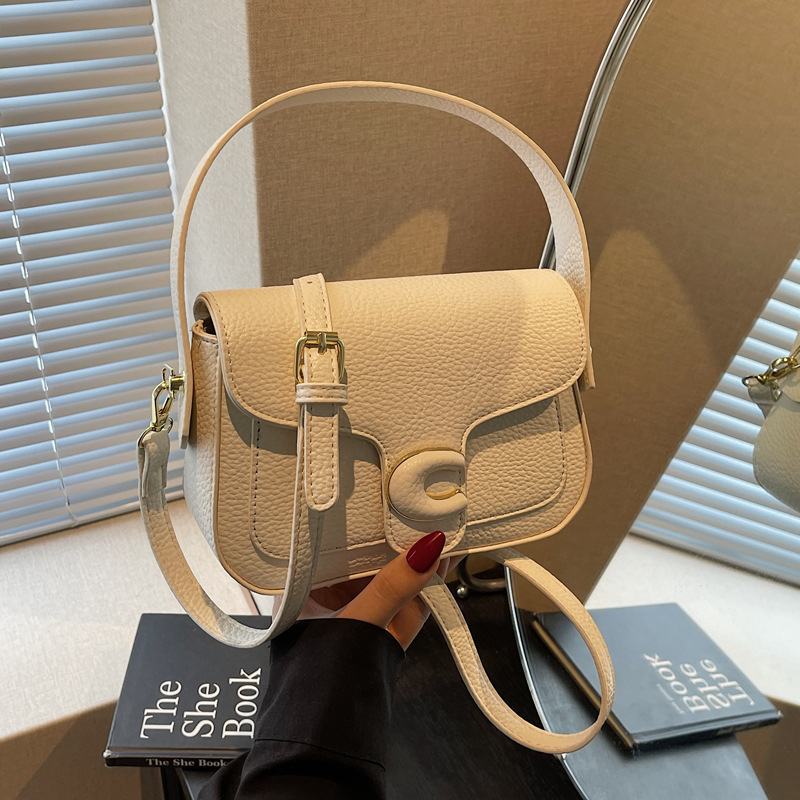 Korean niche fashion handbag for women 2025 new style simple solid color casual small square bag with a sense of high-end crossbody full figure