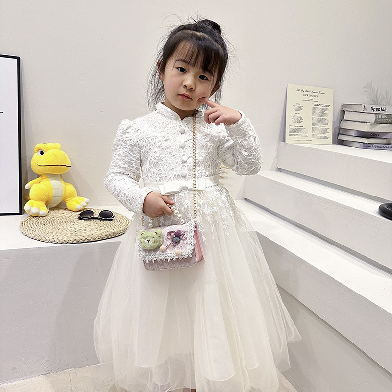 New children's bags, girls' crossbody bag, fashionable and cute, princess bag, trendy for the New Year, single-shoulder delivery for babies Application Scenario
