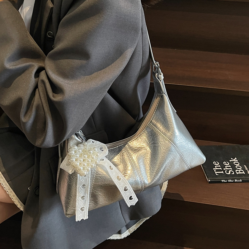 Korean style fashionable and stylish commuter underarm bag for women 2025 summer new casual, simple and gentle style single-shoulder crossbody bag Specification drawing