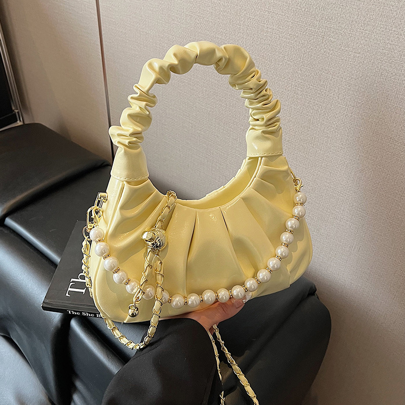 High-end pleated cloud bag Women's 2025 new style fashionable pearl hand-held shoulder bag chain versatile crossbody bag full figure