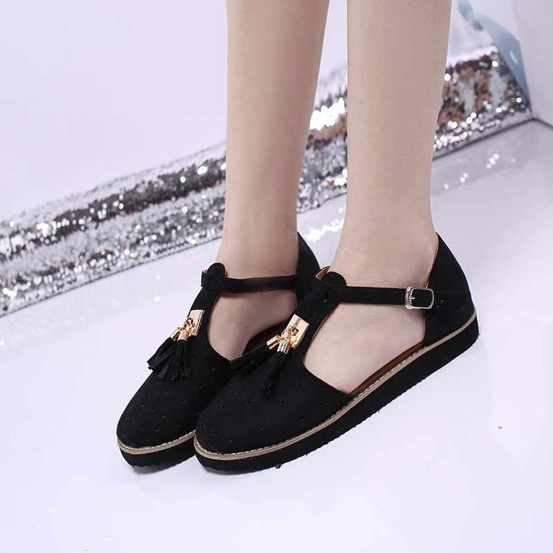 2021 European and American new thick-soled round-toe cutout retro single shoe, large-sized low-top bag and fringed women's sandals full figure