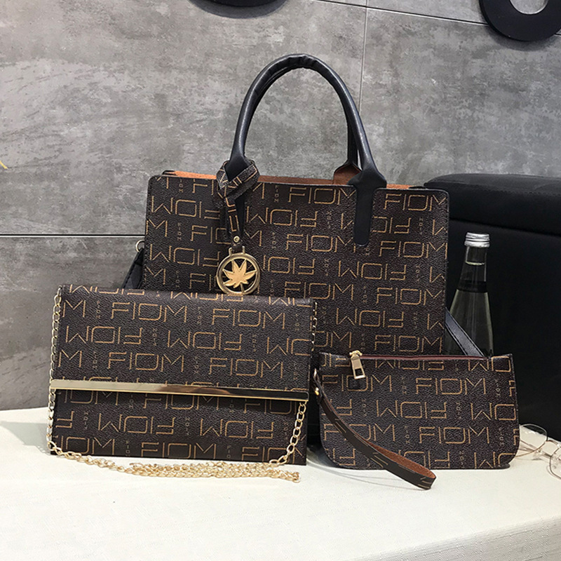 New European and American cross-border fashion women's bag three-piece set, mother-and-child bag, versatile, large-capacity crossbody single-shoulder bag Application Scenario
