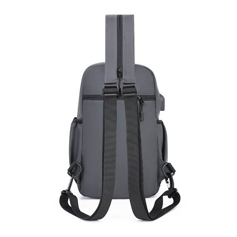 New men's chest bag, large-capacity backpack, casual travel backpack, business suitable for both shoulder and single shoulder, fashionable commuting bag Application Scenario