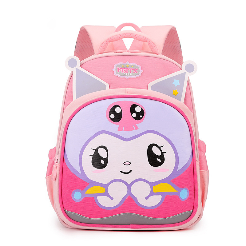New trendy patterned kindergarten small and middle class children's schoolbag for boys and girls aged 4-6, casual and lightweight backpack Application Scenario