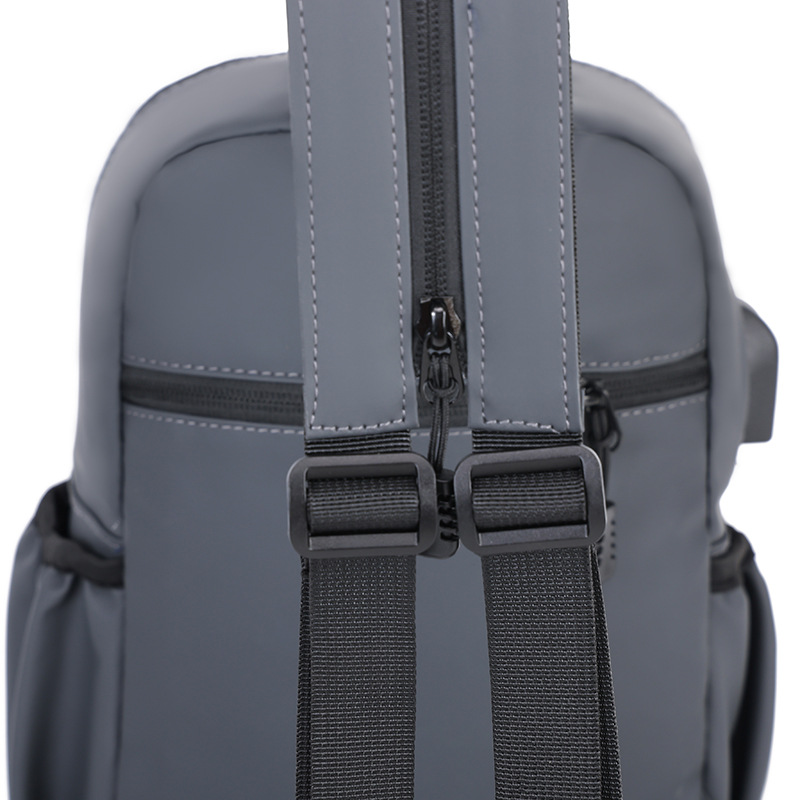 New fashionable commuting bags that can be carried on both shoulders or one shoulder, men's chest bags, large-capacity backpacks, casual travel backpacks, and business backpacks Application Scenario