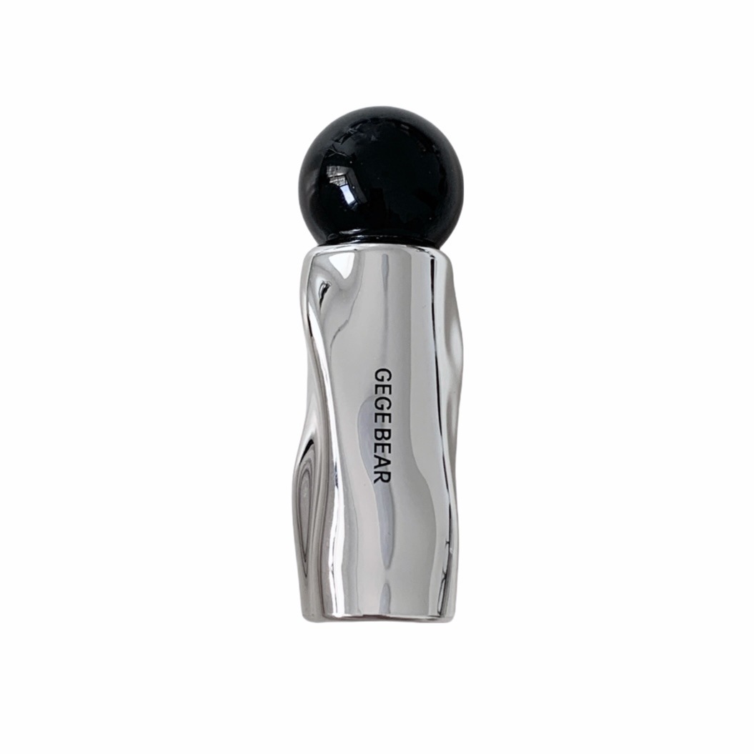 GEGE BEAR Light Cloud Nude Mist Velvet Lip Mud Color that does not dry out, pseudo-natural look, pure makeup for students, Affordable lipstick Item Picture