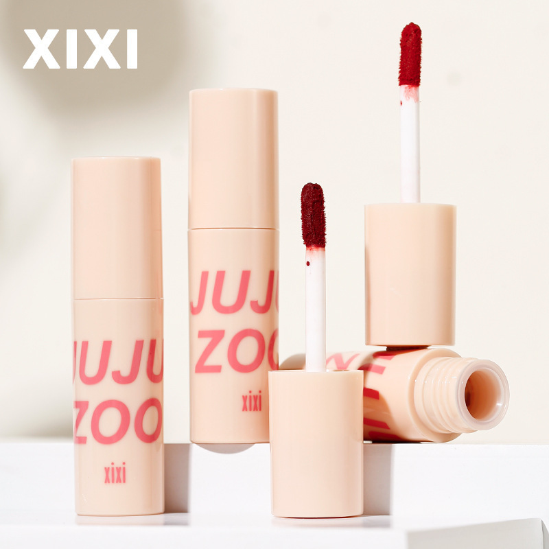 xixi Evening Cloud Mist Lip Mud Color-enhancing Lip Mud matte finish easy to handle, brightening complexion and whitening. Affordable lip for students full figure