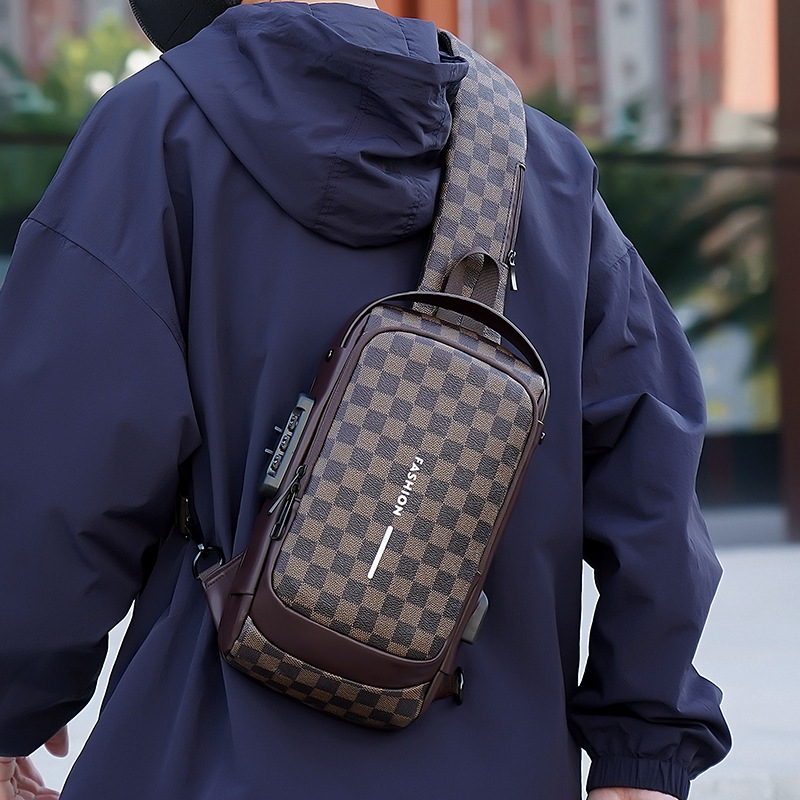 Anti-theft password lock single-shoulder backpack, best-selling men's chest bag, crossbody bag, water-resistant storage bag, outdoor chest bag Application Scenario