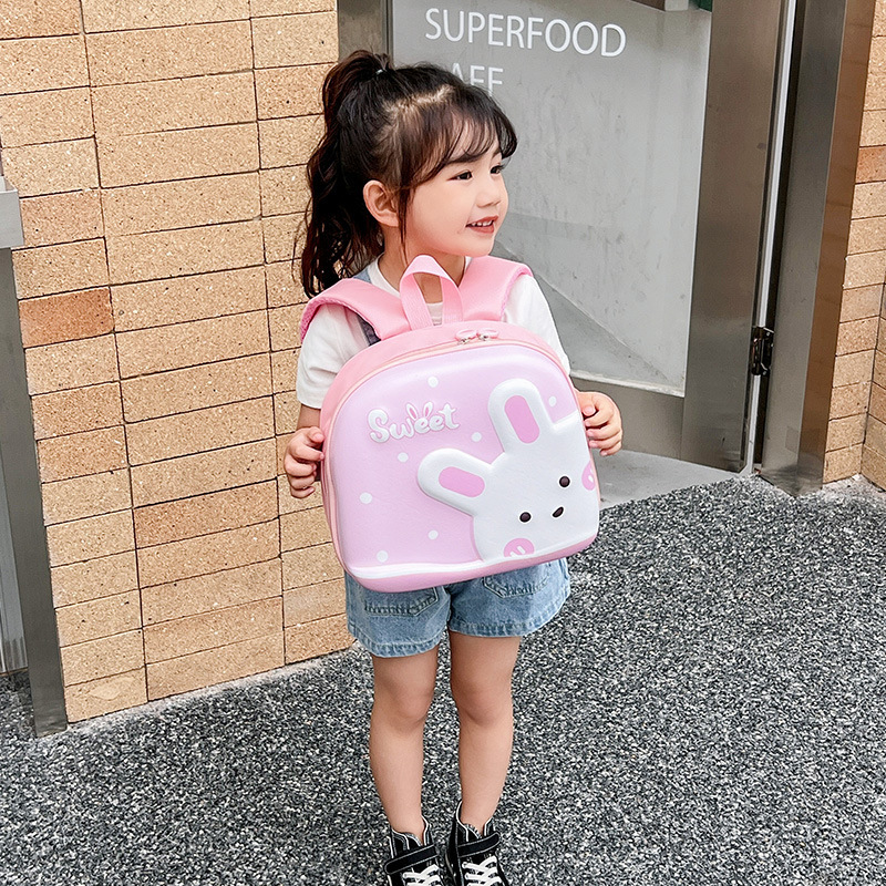 New cute little rabbit eggshell bag for girls, stylish and trendy outdoor clothes, snack bag, kindergarten small class schoolbag full figure