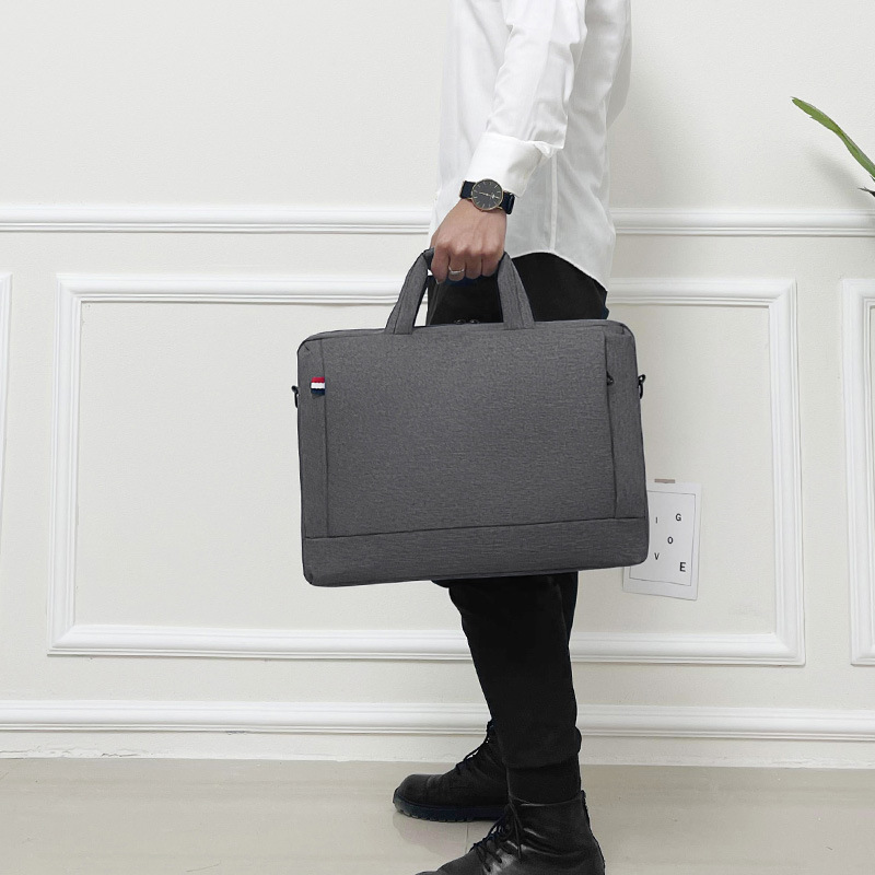 Oxford fabric waterproof laptop bag, business single-shoulder crossbody handbag, large-capacity meeting and office document bag Application Scenario