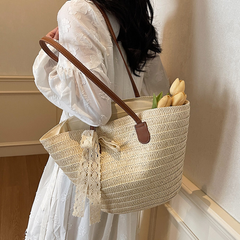 Summer handbag for women, seaside tote bag, large-capacity woven single-shoulder bag, rattan woven straw bag, bucket bag for moisture details Picture