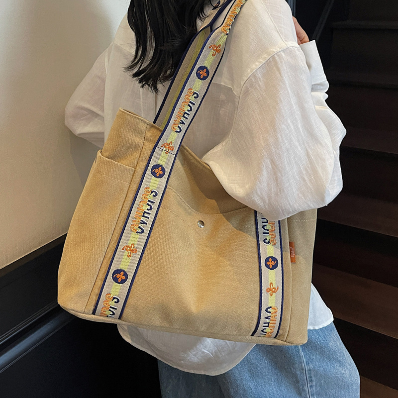 Korean style Instagram casual single-shoulder bag, personalized shoulder strap patchwork color-blocking handbag, college student commuting canvas bag Specification drawing