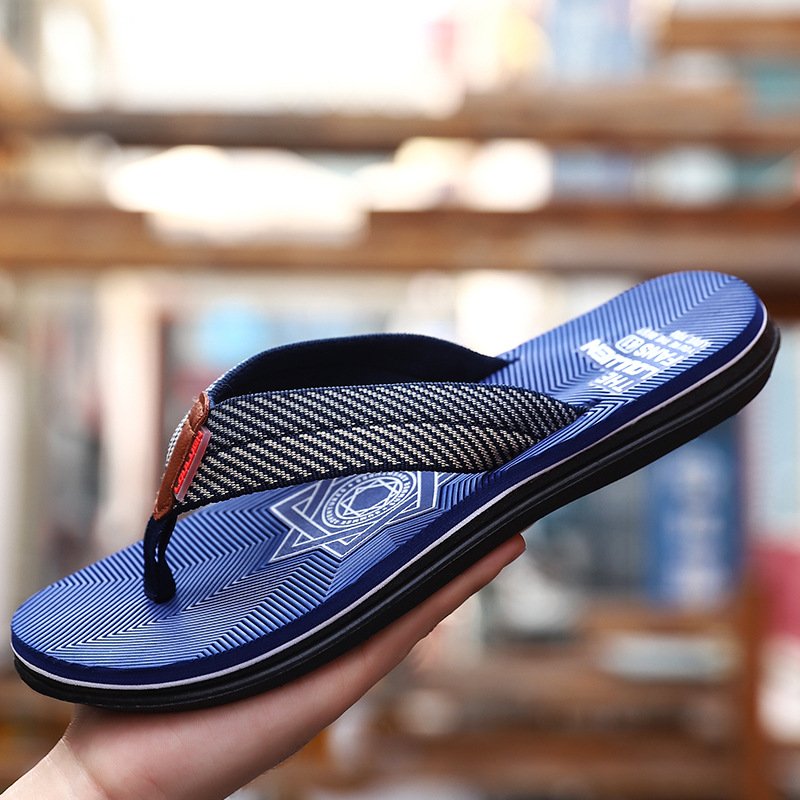 Wholesale of new beach flip-flops for men, summer anti-slip and foot-hugging casual cool flip-flops, and trendy thick-soled men's slippers Specification drawing