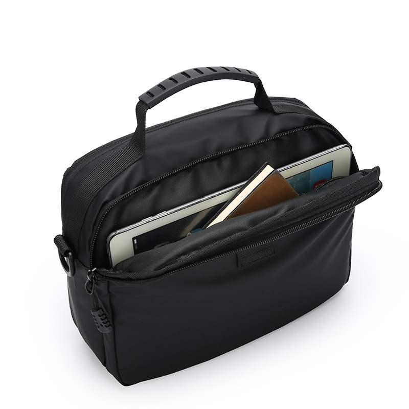 Summer new men's single-shoulder multi-layer travel bag, crossbody bag, handbag, casual outdoor large-capacity crossbody bag, cross-border details Picture