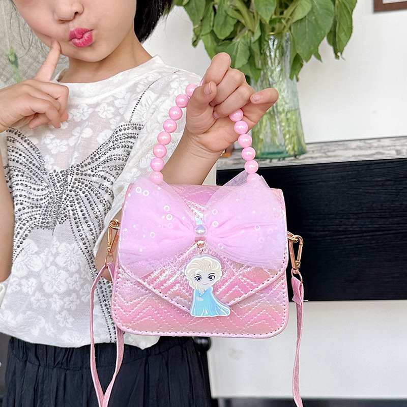 2024 New Little girl children's single-shoulder bag with cartoon Elsa lighting up, bow, hand-held ice and snow, and crossbody bag Application Scenario