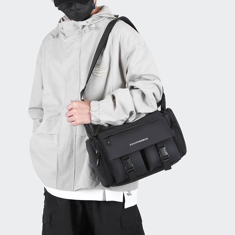 2024 New stylish and versatile large-capacity messenger bag, Japanese minimalist functional single-shoulder bag, casual men's crossbody bag details Picture