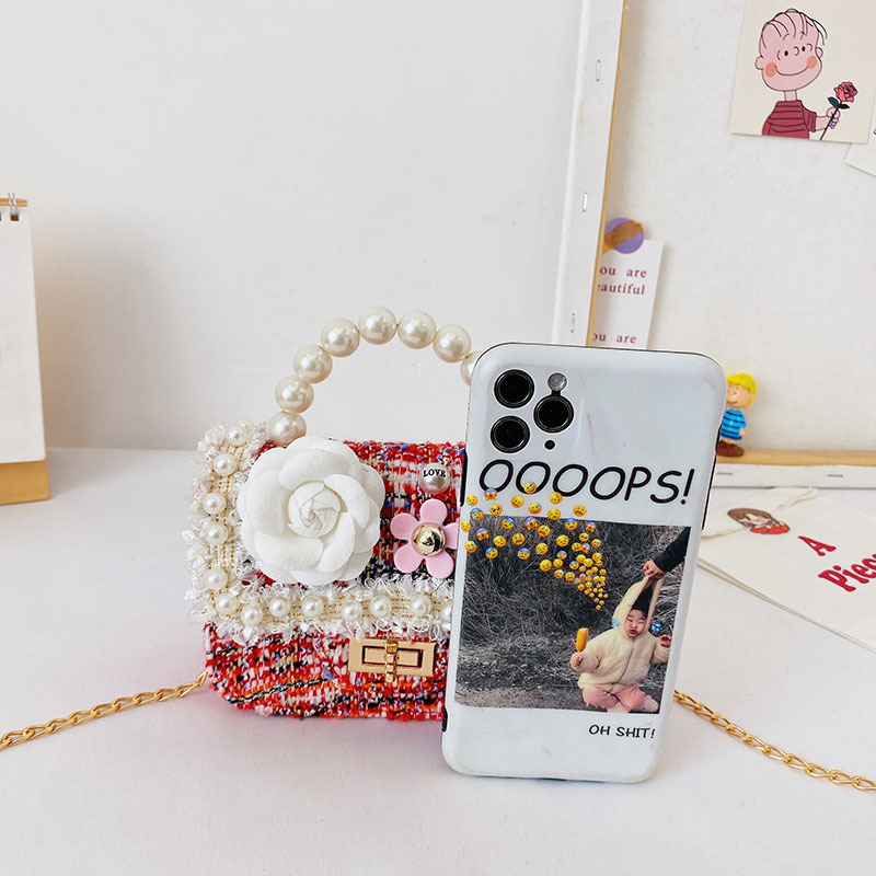 Girls' crossbody bag 2024 New style chanel-style accessory bag, pearl hand bag, shoulder bag, woolen coin purse, children's bag Application Scenario