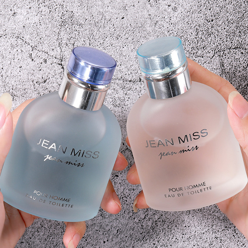 The new light blue men's perfume of Xiaocheng Yixiang brand has a long-lasting fragrance and is a cross-border bestseller. Wholesale of Vietnamese cologne perfume full figure