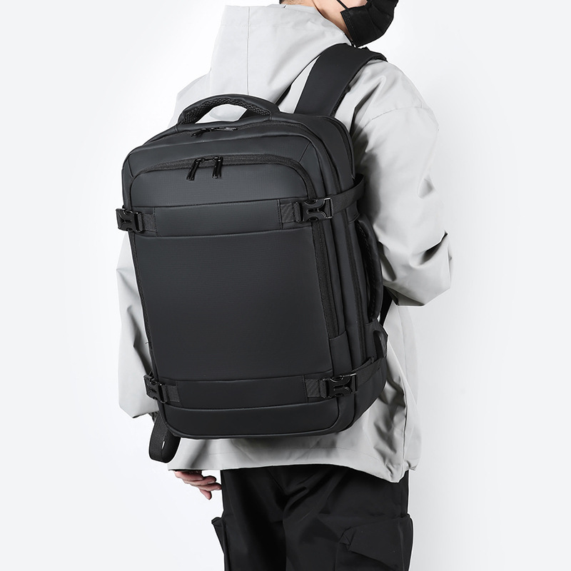 New cross-border Korean version men's backpacks, large-capacity, simple commuting computer bags for foreign trade, and school bags for junior and senior high school students full figure