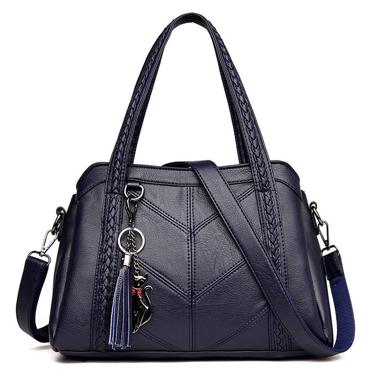 New Suzhou European and American tote bags, trendy large-capacity handbags, single-shoulder crossbody bags, cross-border women's bags Application Scenario