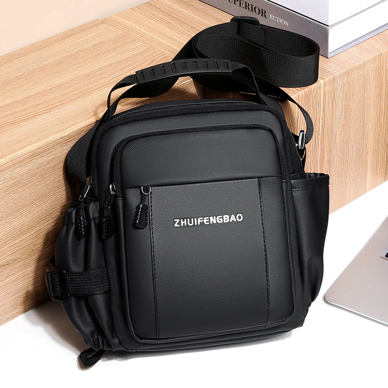 2025 New fashionable men's bag, large-capacity single-shoulder bag, durable backpack, multi-pocket business casual men's crossbody bag Application Scenario