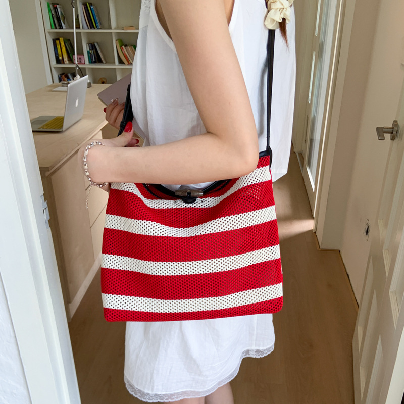 Ladies' tote bag: A unique, fashionable, casual and stylish 2025 new style, simple and stylish summer hand-held shoulder bag Specification drawing