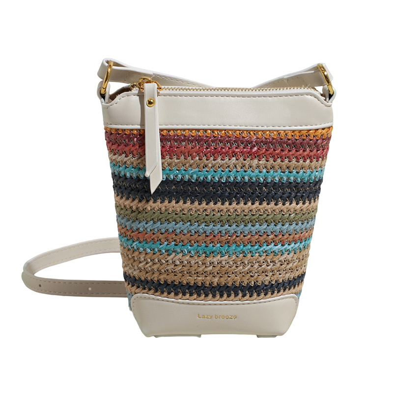 In the summer of 2025, there are new fashionable and fresh woven handbags, bucket bags, shoulder bags, underarm bags and women's bags Item Picture
