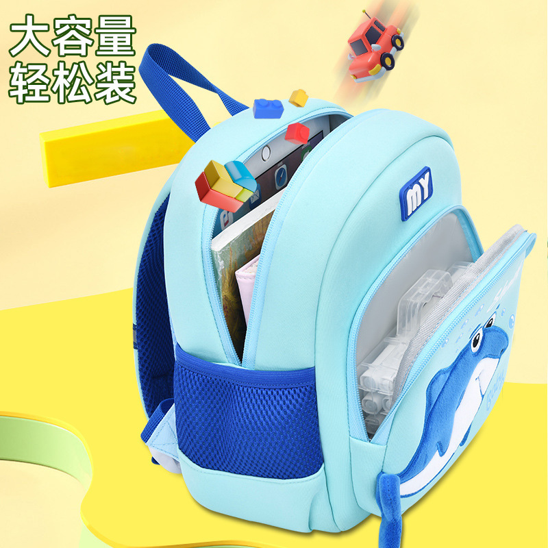 New cute shark kindergarten backpacks for small, medium and large classes, back-protecting diving materials, children's backpacks in stock from the manufacturer details Picture