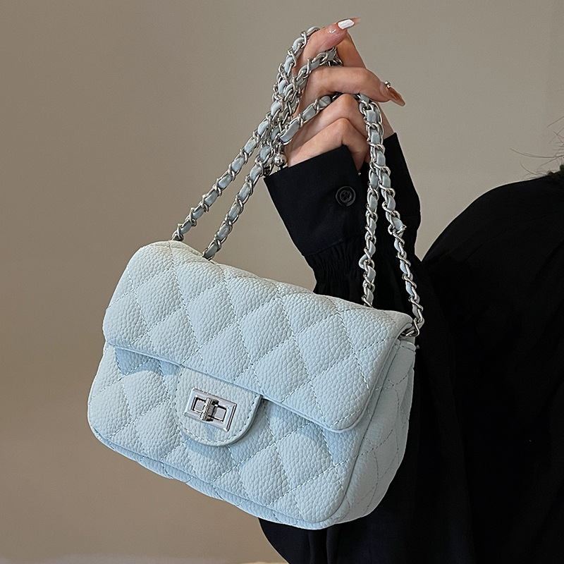 Diamond-shaped chain bag for women, 2025 new style, trendy and high-end fashion, versatile for spring and summer, single-shoulder crossbody bag, small square bag full figure