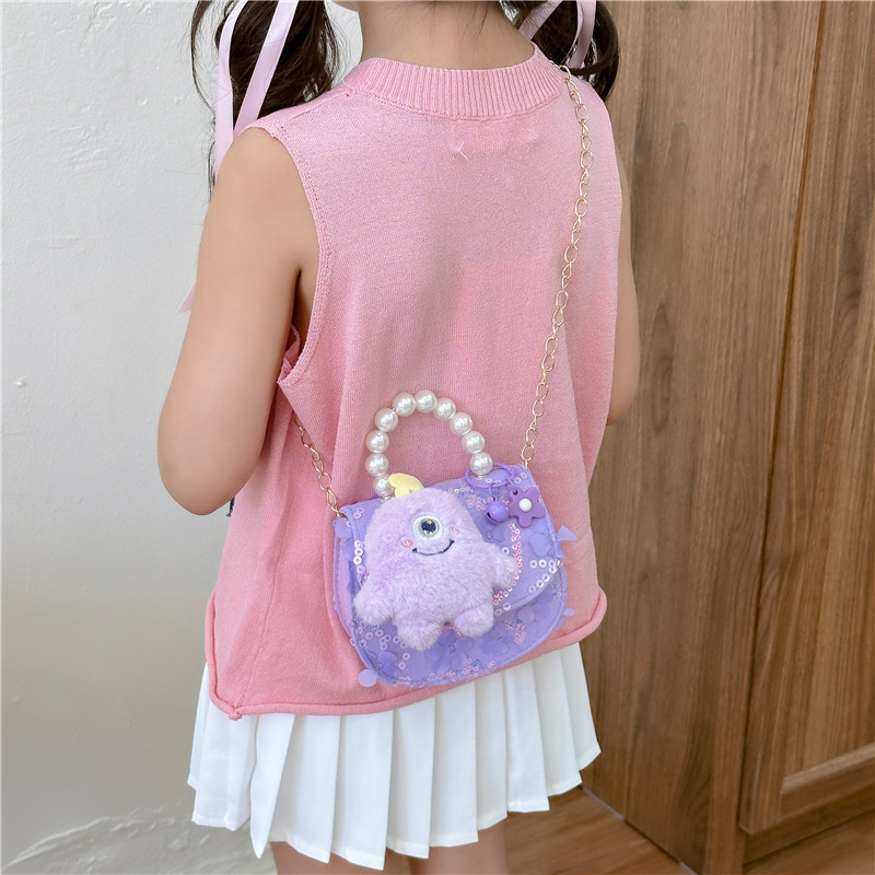 Princess Elsa crossbody bag, new children's bag, cute and fashionable single-shoulder bag for girls, pearl handbag for little girls Application Scenario