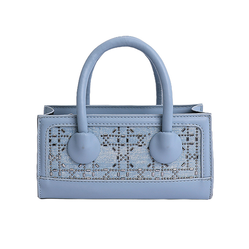 A trendy and stylish hand-held small square bag for women in 2025, a versatile and fashionable single-shoulder bag with a high-end diamond-encrusted crossbody Item Picture